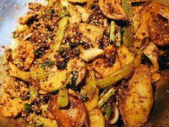 -嘎嘎鸭下巴·爆辣干锅(明教寺店)