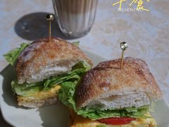 -雀食面包店(钟楼店)