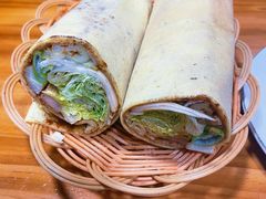 煎饼卷大葱-老济南民间小吃·传统鲁菜(芙蓉街店)