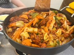 -豚妈妈汤饭·部队锅(南京东路店)