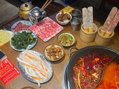 -萍姐火锅·公路夜市(武汉首店)