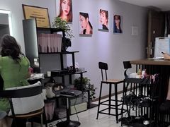 -ME觅妆·定制美妆·彩妆私教(菱角湖店)