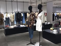 -URBAN REVIVO(荟聚中心店)