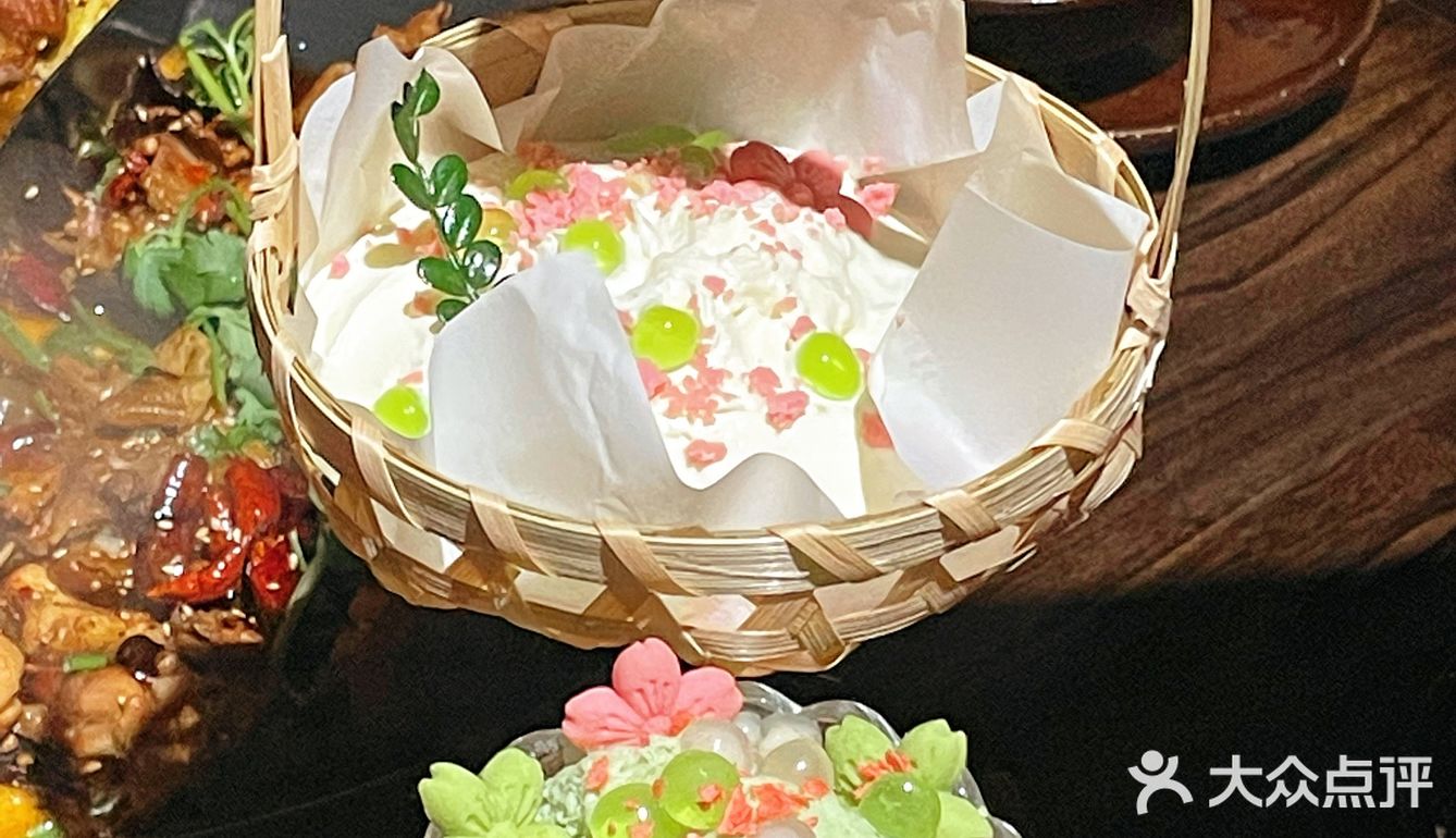 n刷喜在山舍！这锅鸳鸯锅我能炫一辈子[色]