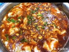 -金良酸菜鱼(宁海路总店)