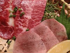 -山川小町·极番烧肉(新地假日广场店)