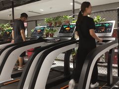 -格易美游泳馆健身房(新昆仑店)