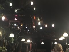 -卷心菜和避孕套餐厅(Pattaya)