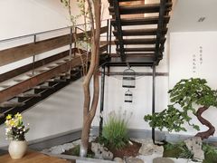 -蜜桃餐厅·伴山(湖滨商业街店)