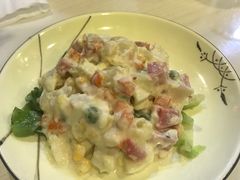 -虾弄弄海派小龙虾·牛羊蝎子火锅