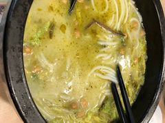 -大鼓米线(浦东长泰店)