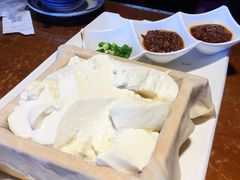 -95号酱骨·一块豆腐(展春园西路店)