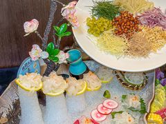-得意咚瓜·顺德鱼生·冬瓜火锅(深圳首店)