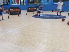 -呈康体育青少年篮球培训班(虹口店)