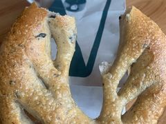 -老梦面包CHEZMOREL(麦子店)