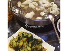 -菌海森林·非遗野生菌火锅(西山区滇池路摩根道店)