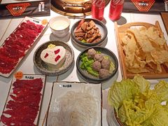 -牛人日志·鲜牛肉骨汤火锅(万科里瑧店)