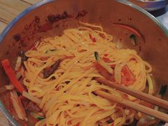 玉米面拌面-河坝烧烤串城(金达莱店)