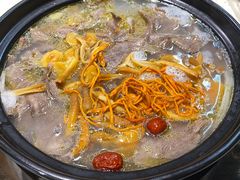 -九寨沟特色牦牛肉汤锅