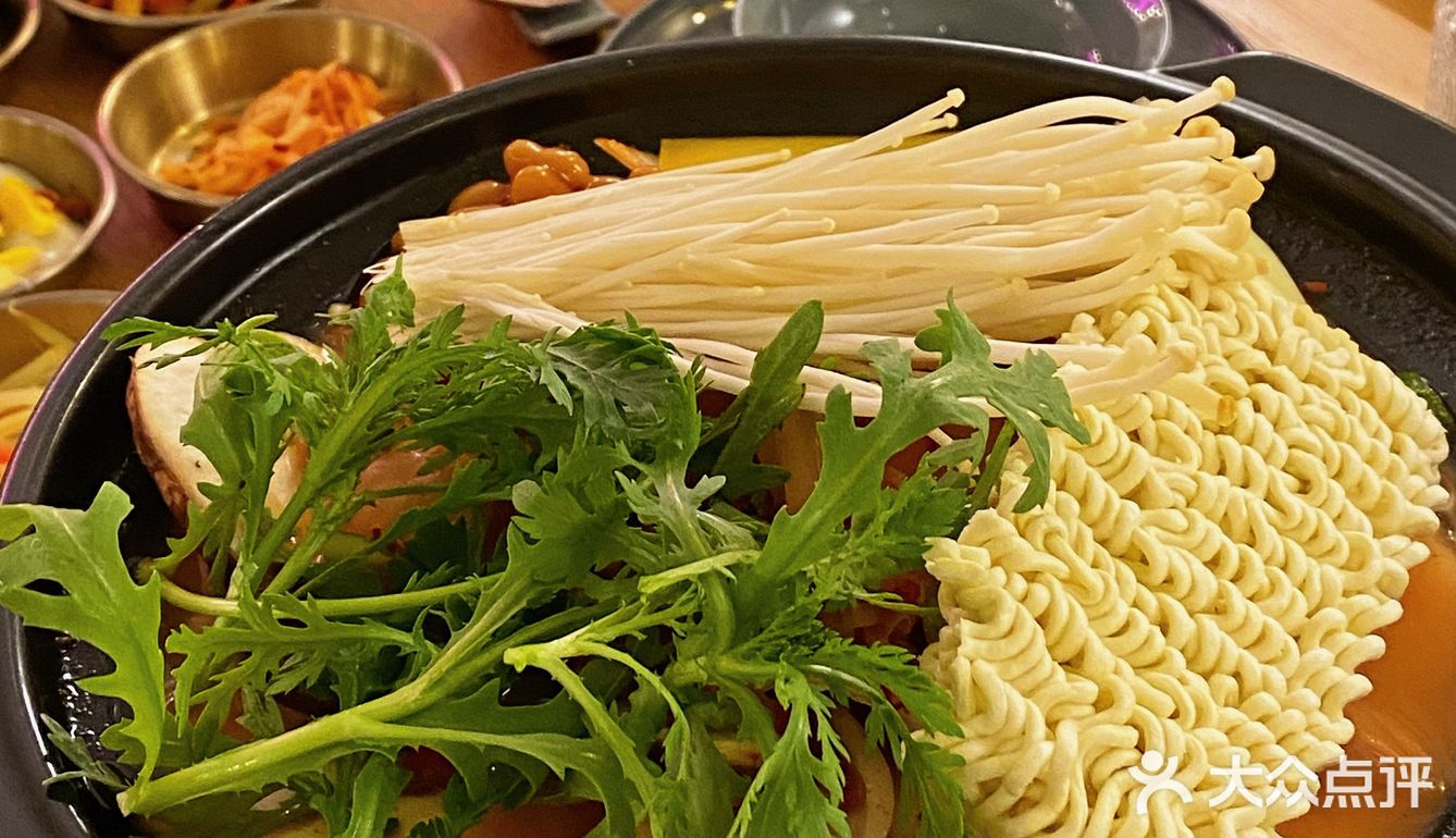 广州探店｜部队火锅跟炸鸡永远是绝配组合🍖