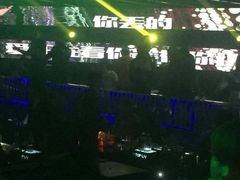 -TOP LIV Night Club 酒吧