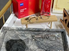 -肆兮眼镜·蔡司·徕卡战略合作店(大坪店)
