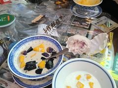 -广信牛奶甜品世家(台东店)