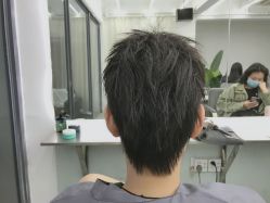 -COMO SALON 烫染可茉发型