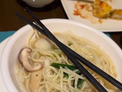 -厦门希尔顿逸林酒店·圆聚自助餐厅(五缘湾店)