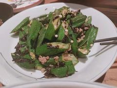 -新白鹿餐厅(银泰西湖文化广场店)