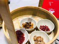 餐前小食-京味斋·北京烤鸭(北京南站洋桥店)
