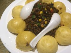 -老码头黑皮肘子锅包肉(赣水路店)