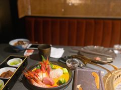 -铭牛烧肉·和牛海鲜自助(高新月牙湖店)