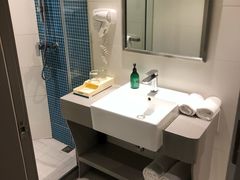 -如家酒店(上海外滩南京路人民广场地铁站店)