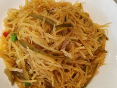 -吴记酱骨炖菜馆(康安路店)