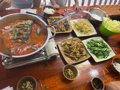 -苗湘食府(十年店)