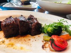果木烟熏红标牛小排-佐度王子扒房(天鹅湖店)