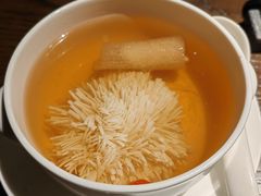 菊花豆腐竹荪炖松茸-随堂里
