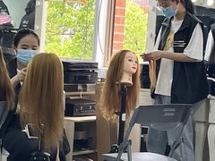 -吉田美学化妆美甲摄影培训(宁波校区)
