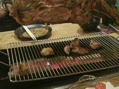 -海拉尔碳烤羊腿烤鸽子(吕营店)