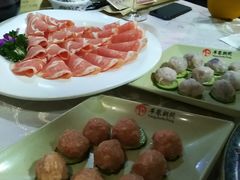 -羊家胡同·龙虾烧烤火锅(龙汇路店)