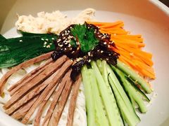 -云海肴·汽锅鸡·云南菜(天山百盛优客店)