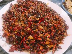 飘香辣子兔-江湖黑大兔(杨家坪店)