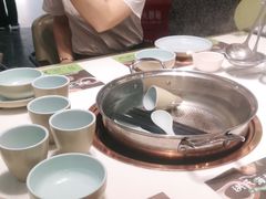 -洪氏嗨捞·猪肚鸡火锅(阳光天地店)