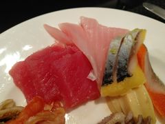 -圣丰索菲特·2 On 988 Café 自助餐厅