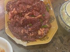 -黄利砖万峰林布依特色酸笋牛肉馆