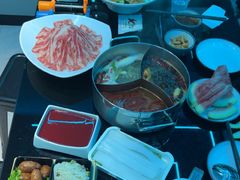 -唯爱KTV聚会餐厅(仙林东城汇店)