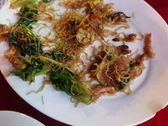 蛋炒米粉-先鲜鲫鱼粥