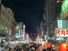 -六合夜市