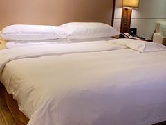 -昆明中心皇冠假日酒店